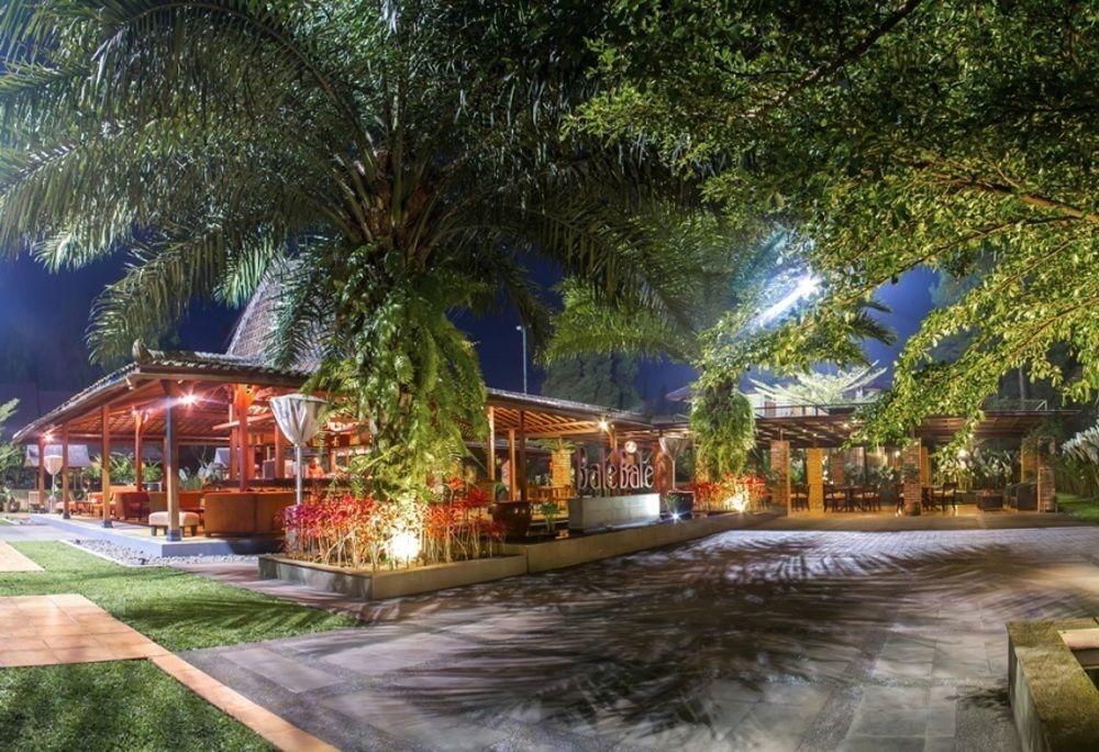 Puteri Gunung Hotel Lembang Εξωτερικό φωτογραφία