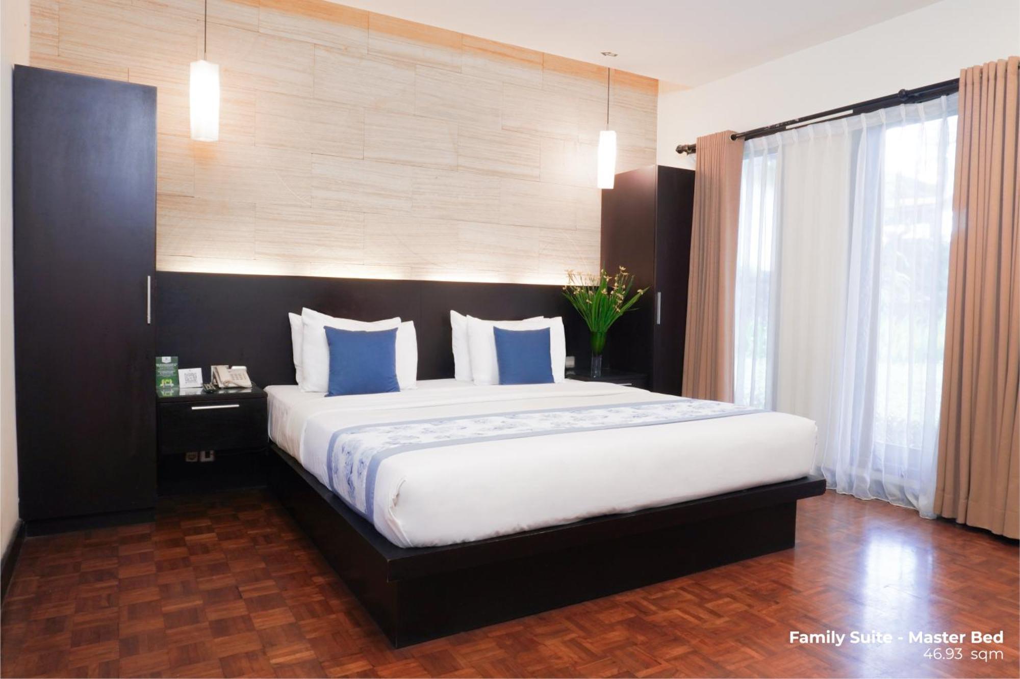 Puteri Gunung Hotel Lembang Εξωτερικό φωτογραφία